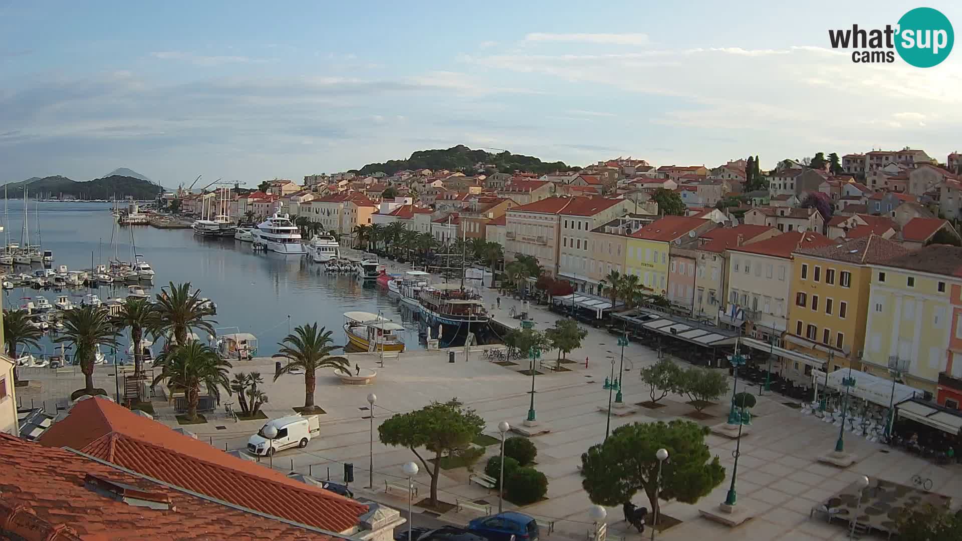 Spletna kamera Mali Lošinj – Glavni trg