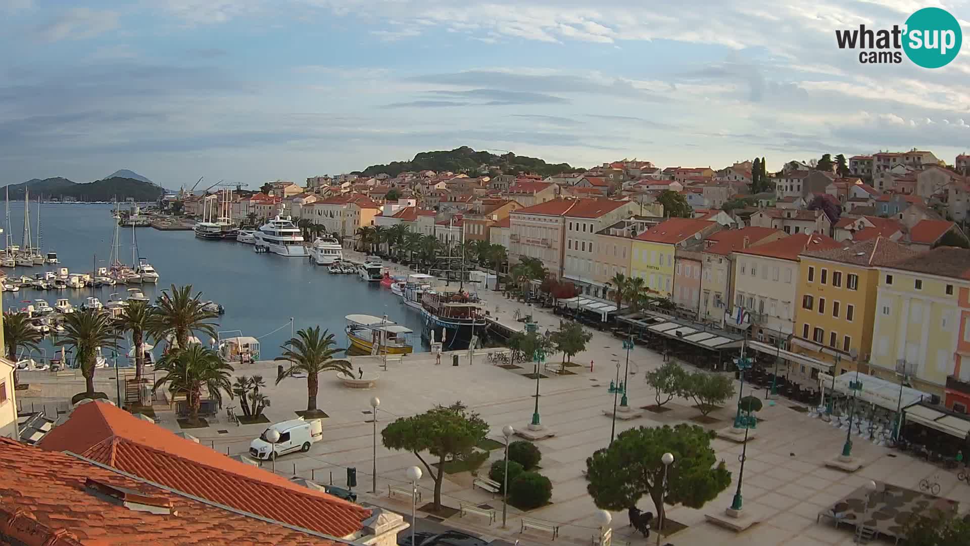 Kamera v živo Mali Lošinj – Glavni trg Republike