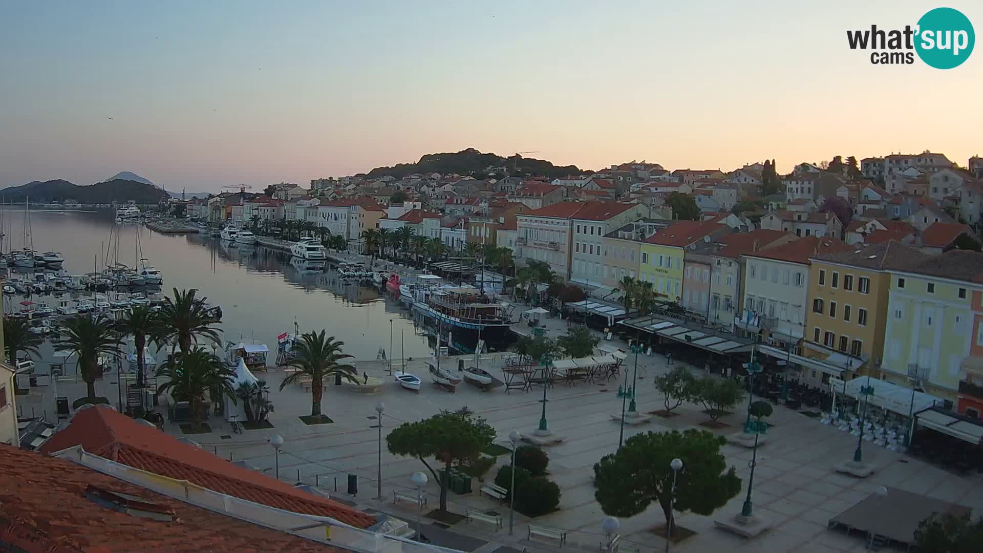 Spletna kamera Mali Lošinj – Glavni trg