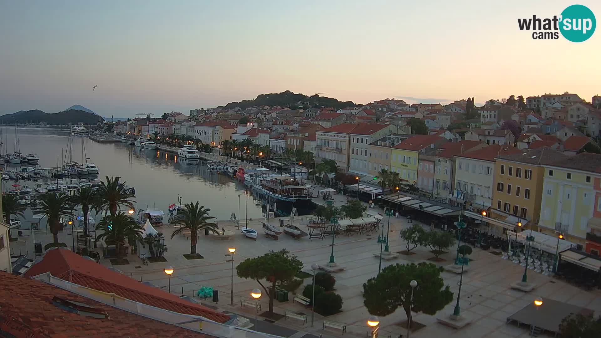 Spletna kamera Mali Lošinj – Glavni trg