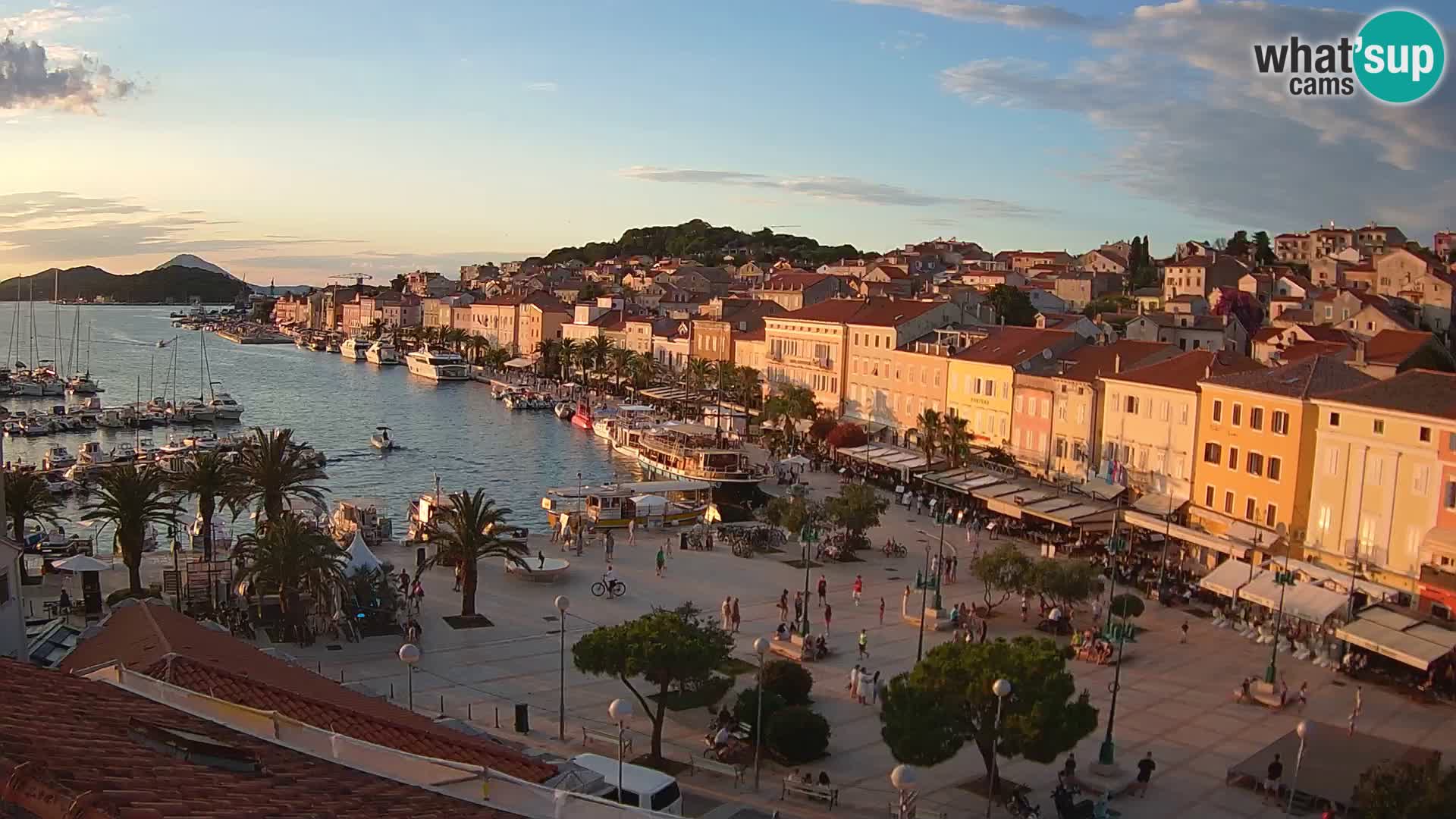 Webcam live Lussinpiccolo – Piazza principale