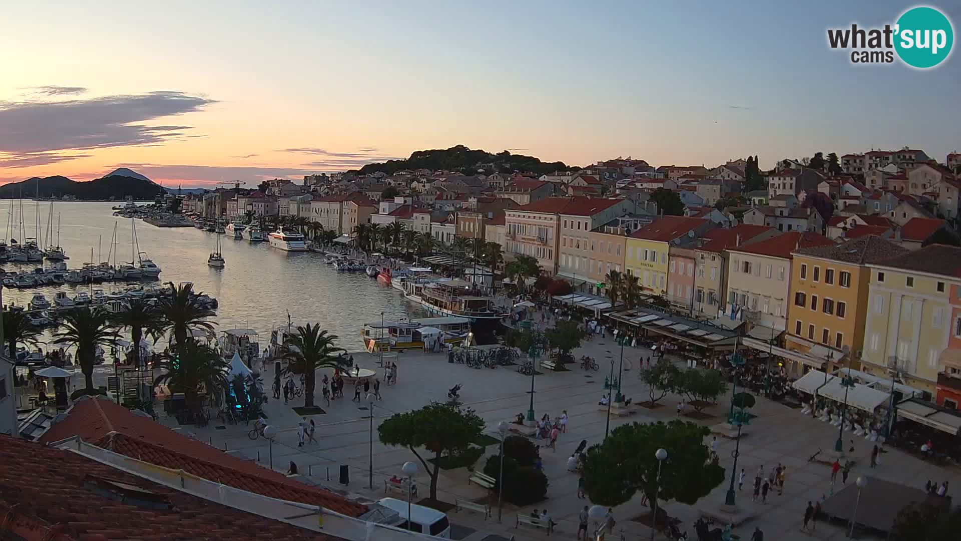 Spletna kamera Mali Lošinj – Glavni trg