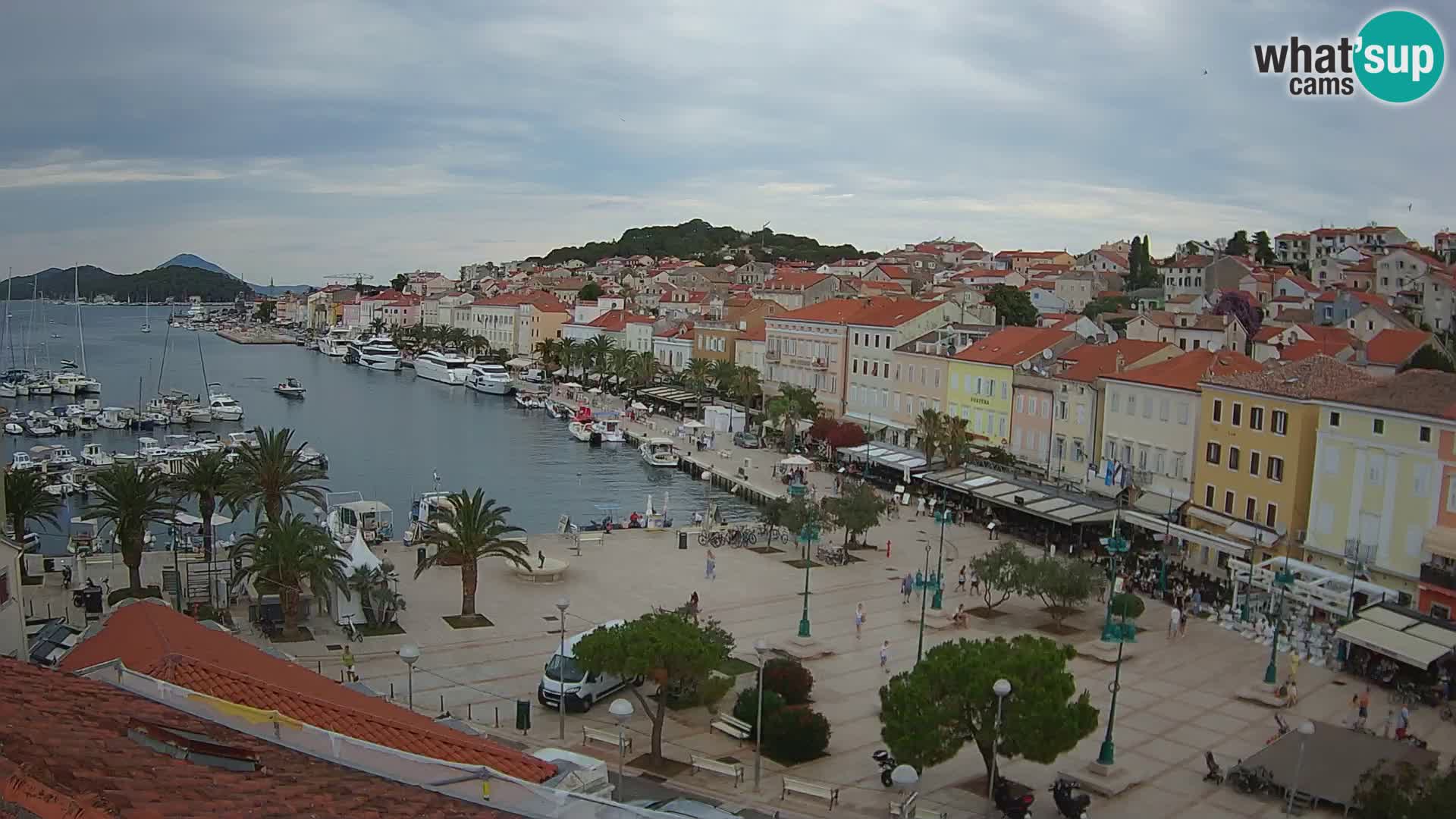 Kamera v živo Mali Lošinj – Glavni trg Republike