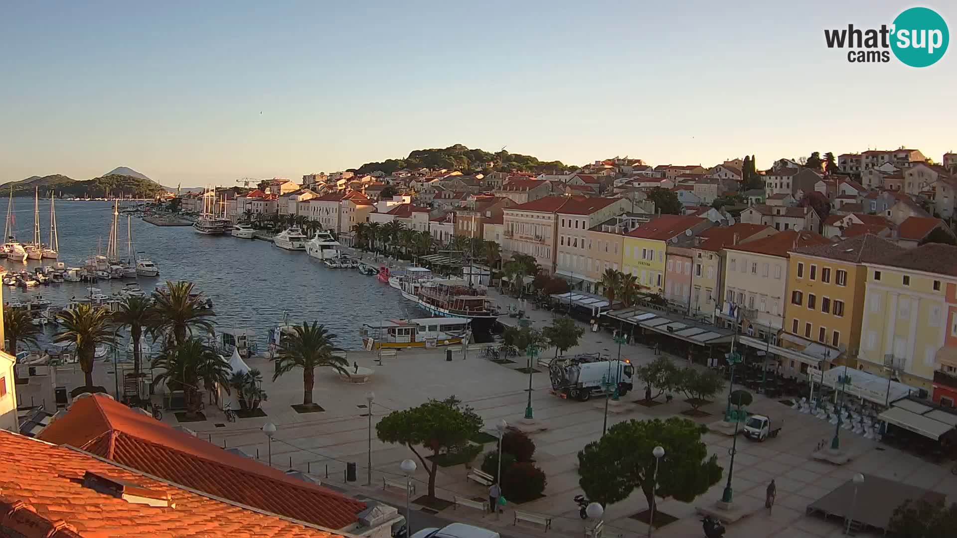 Spletna kamera Mali Lošinj – Glavni trg