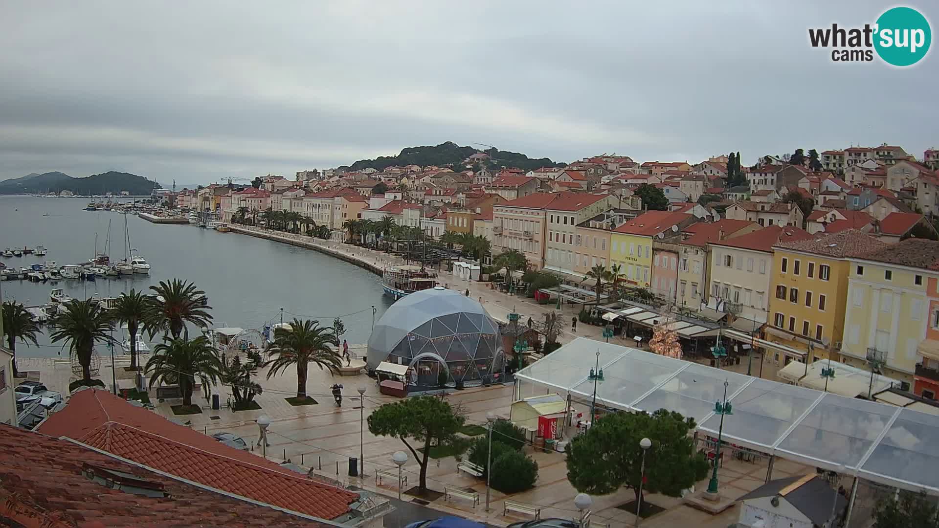 Kamera v živo Mali Lošinj – Glavni trg Republike