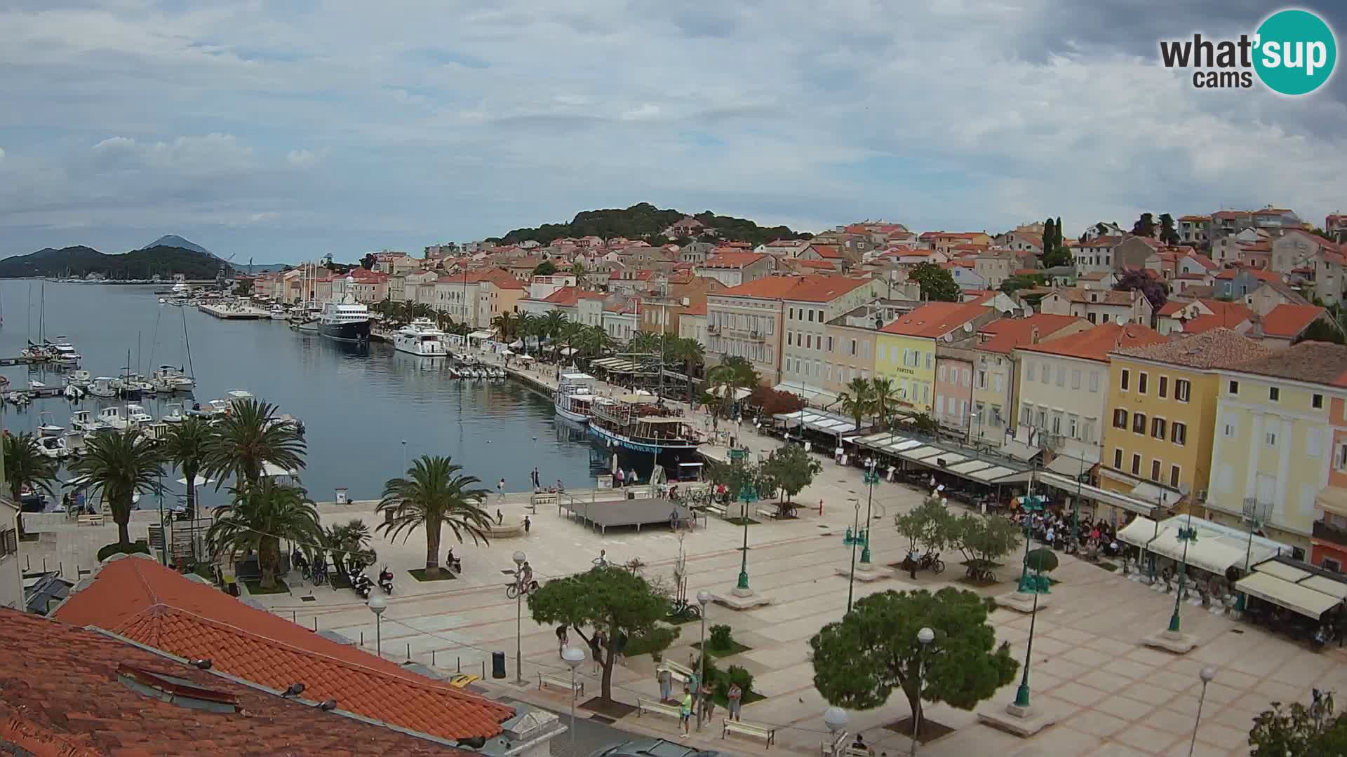 Kamera v živo Mali Lošinj – Glavni trg Republike