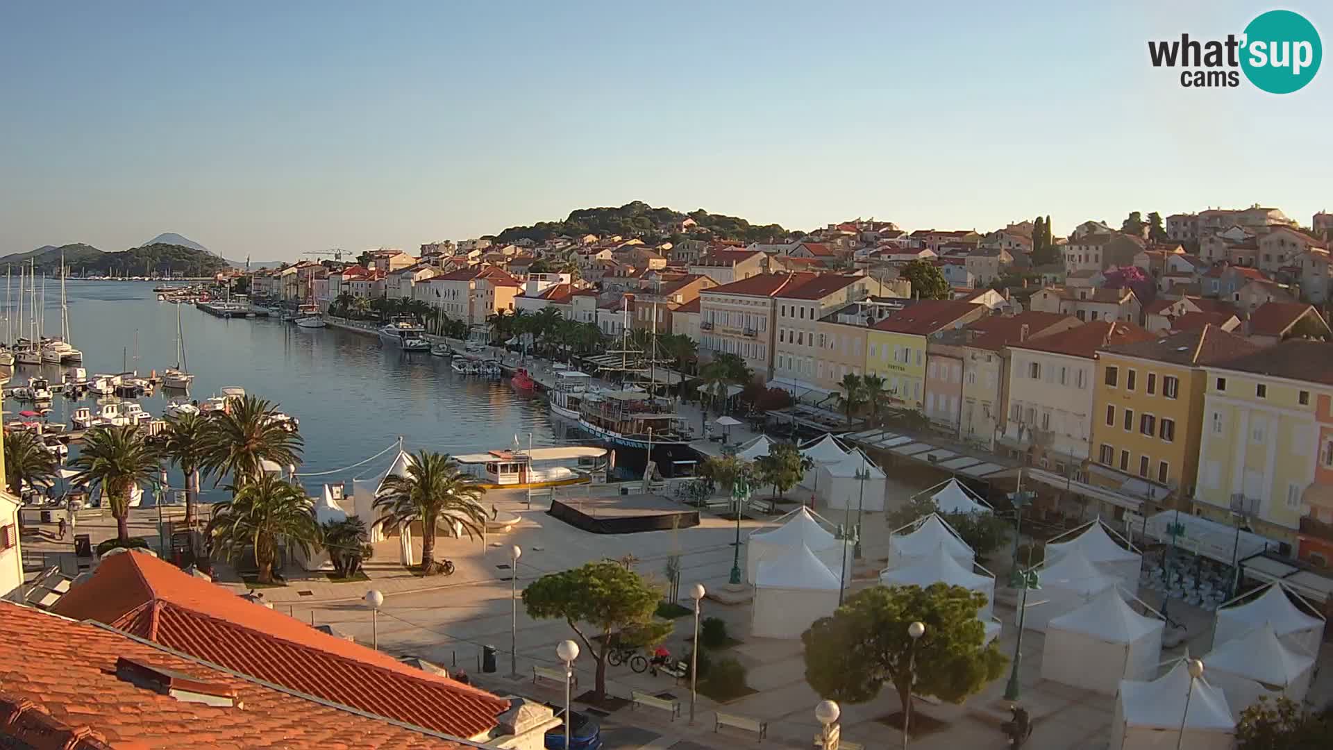 Kamera v živo Mali Lošinj – Glavni trg Republike