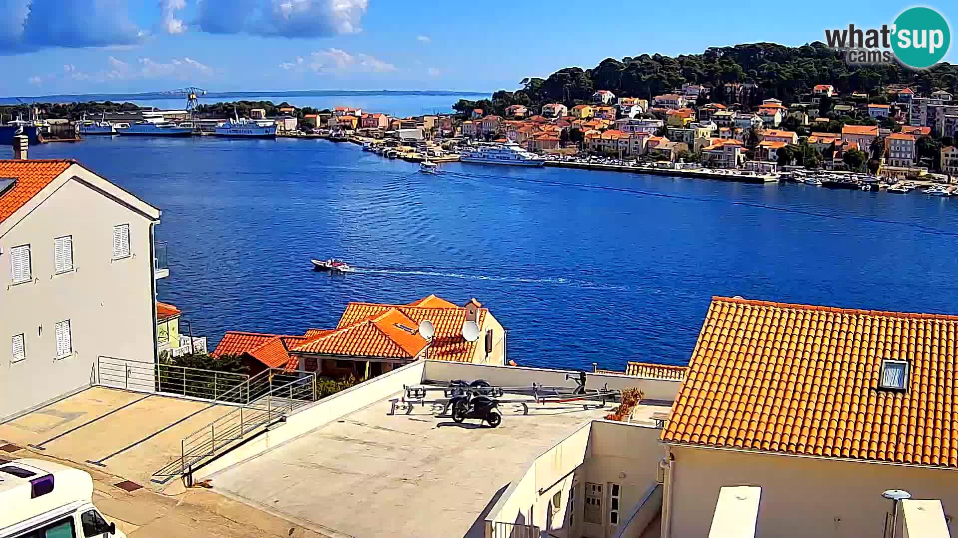 Mali Losinj – Bay entry