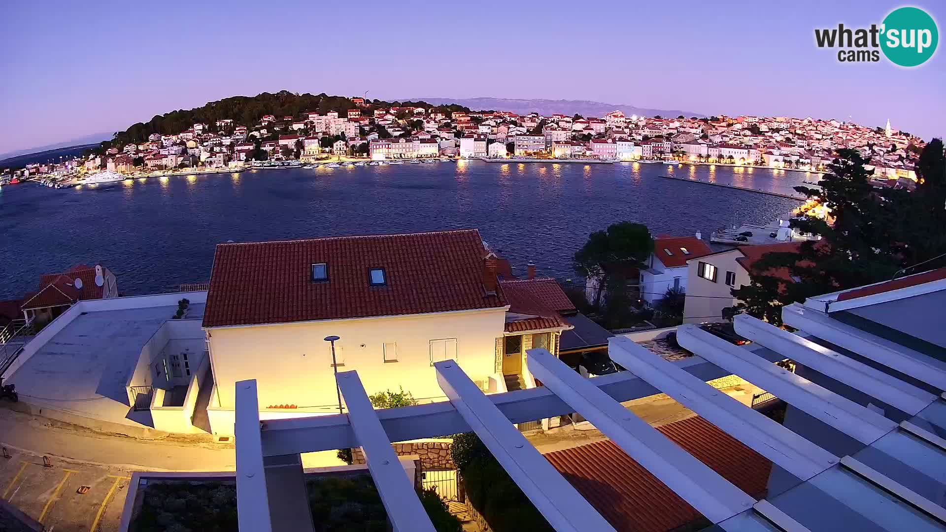 Web kamera Mali Lošinj Riva – Host: RR Apartment