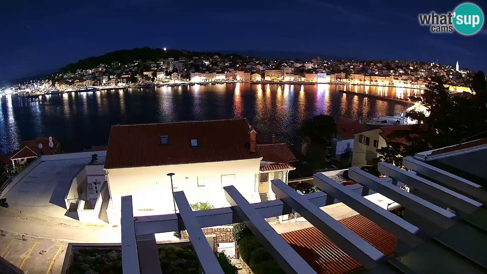 Web kamera Mali Lošinj Riva – Host: RR Apartment