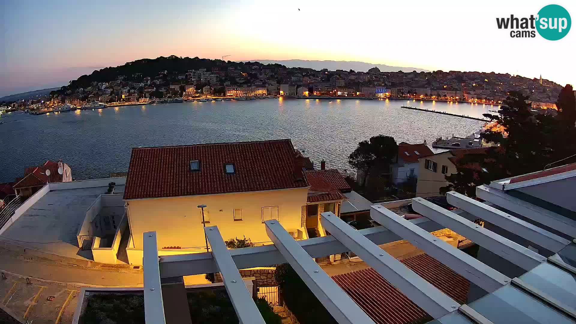 Web kamera Mali Lošinj Riva – Host: RR Apartment