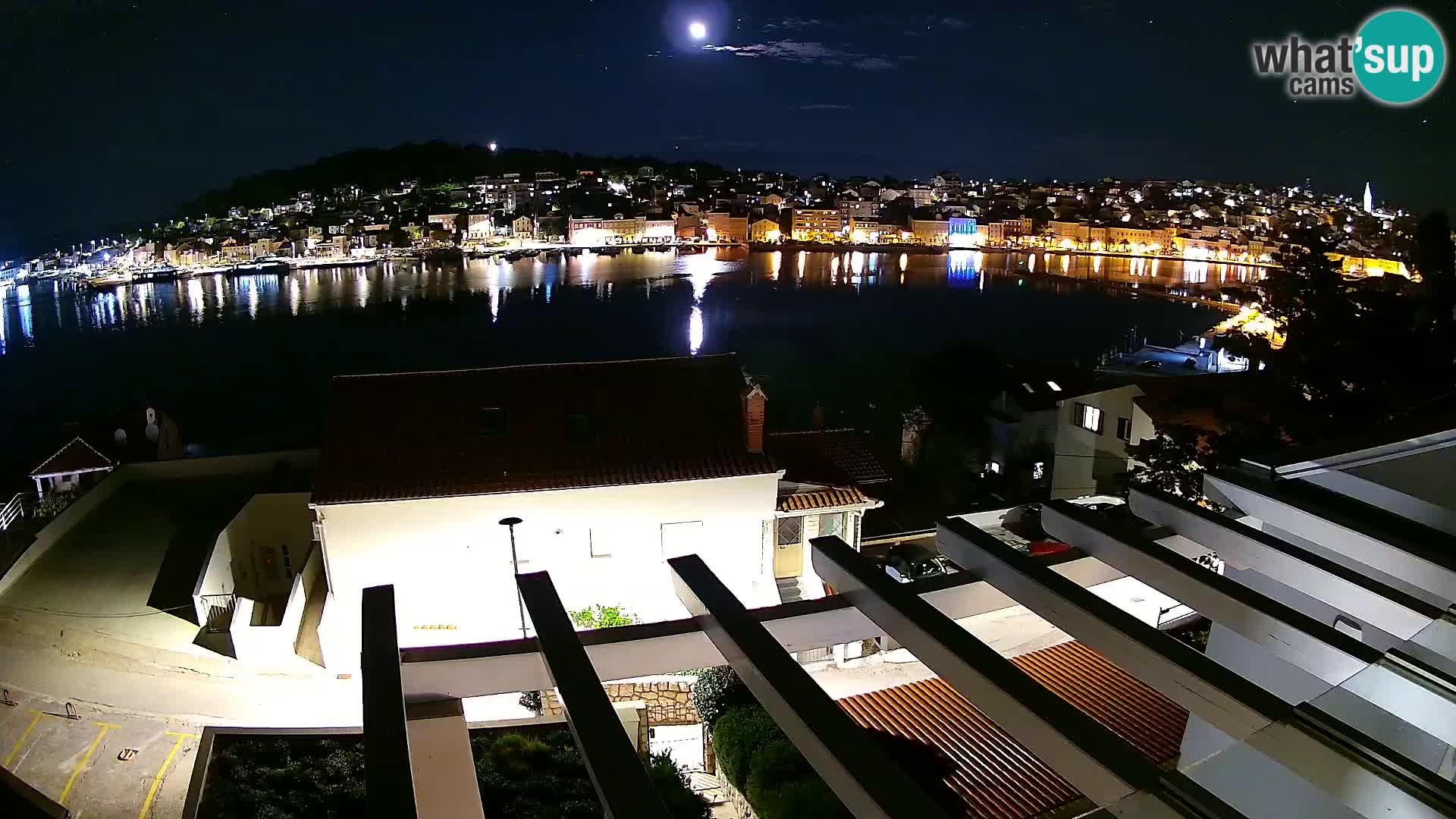 Web kamera Mali Lošinj Riva – Host: RR Apartment