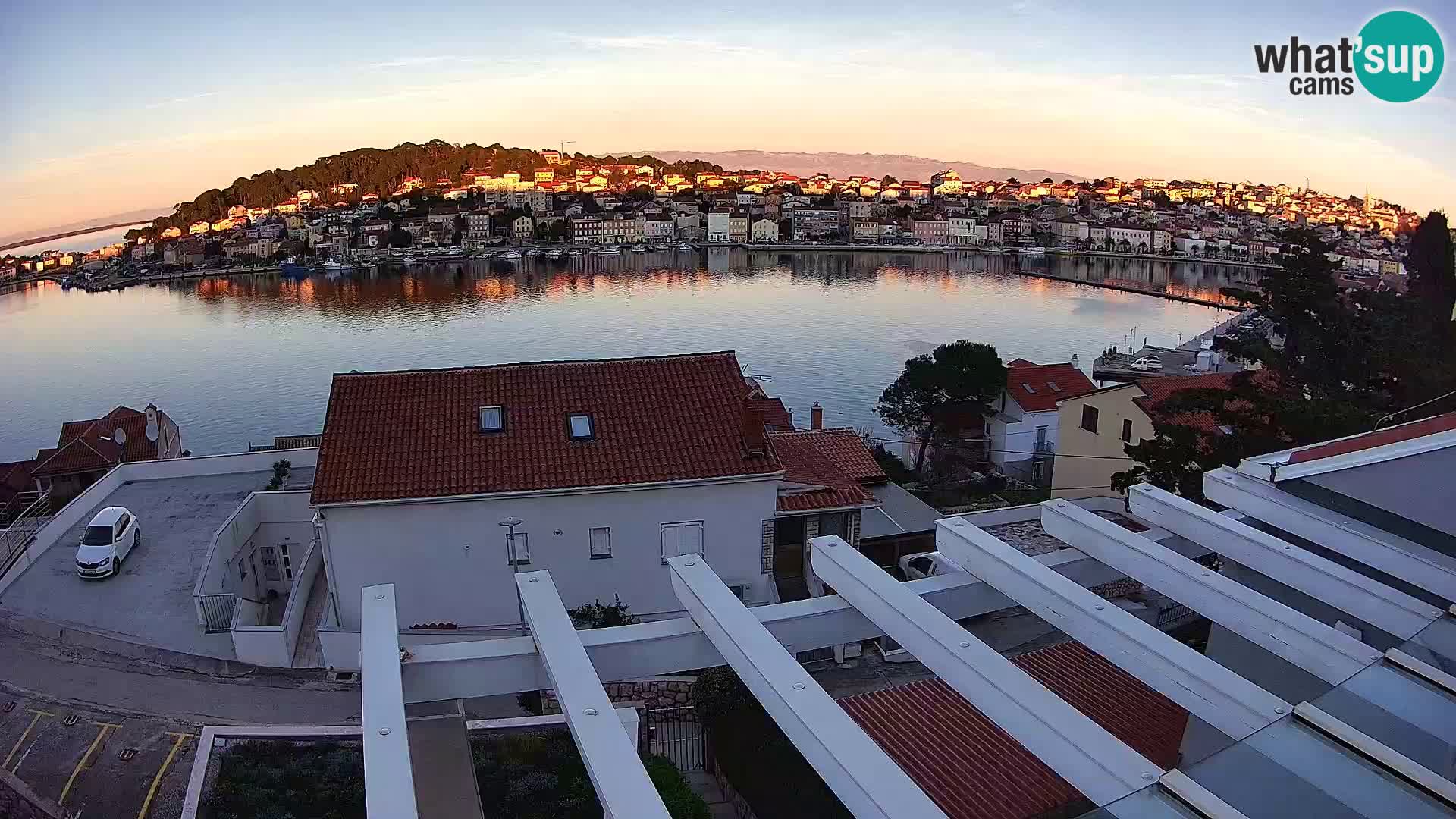 Web kamera Mali Lošinj Riva – Host: RR Apartment