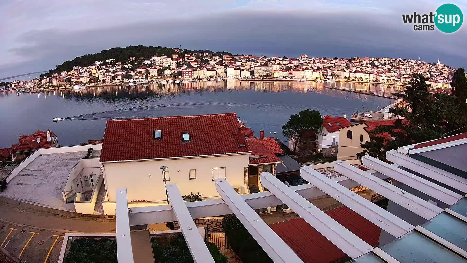 Web kamera Mali Lošinj Riva – Host: RR Apartment