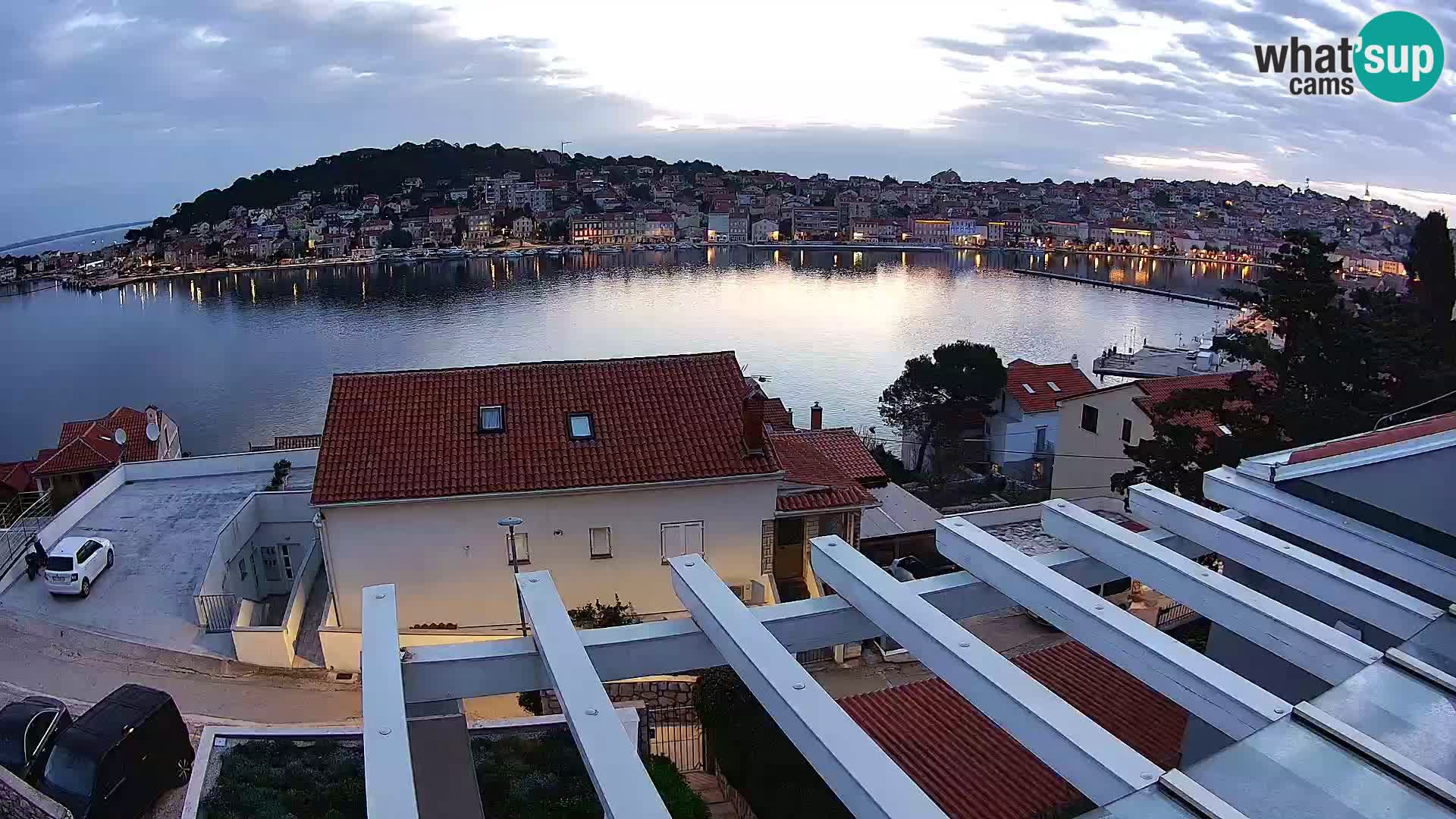 Web kamera Mali Lošinj Riva – Host: RR Apartment