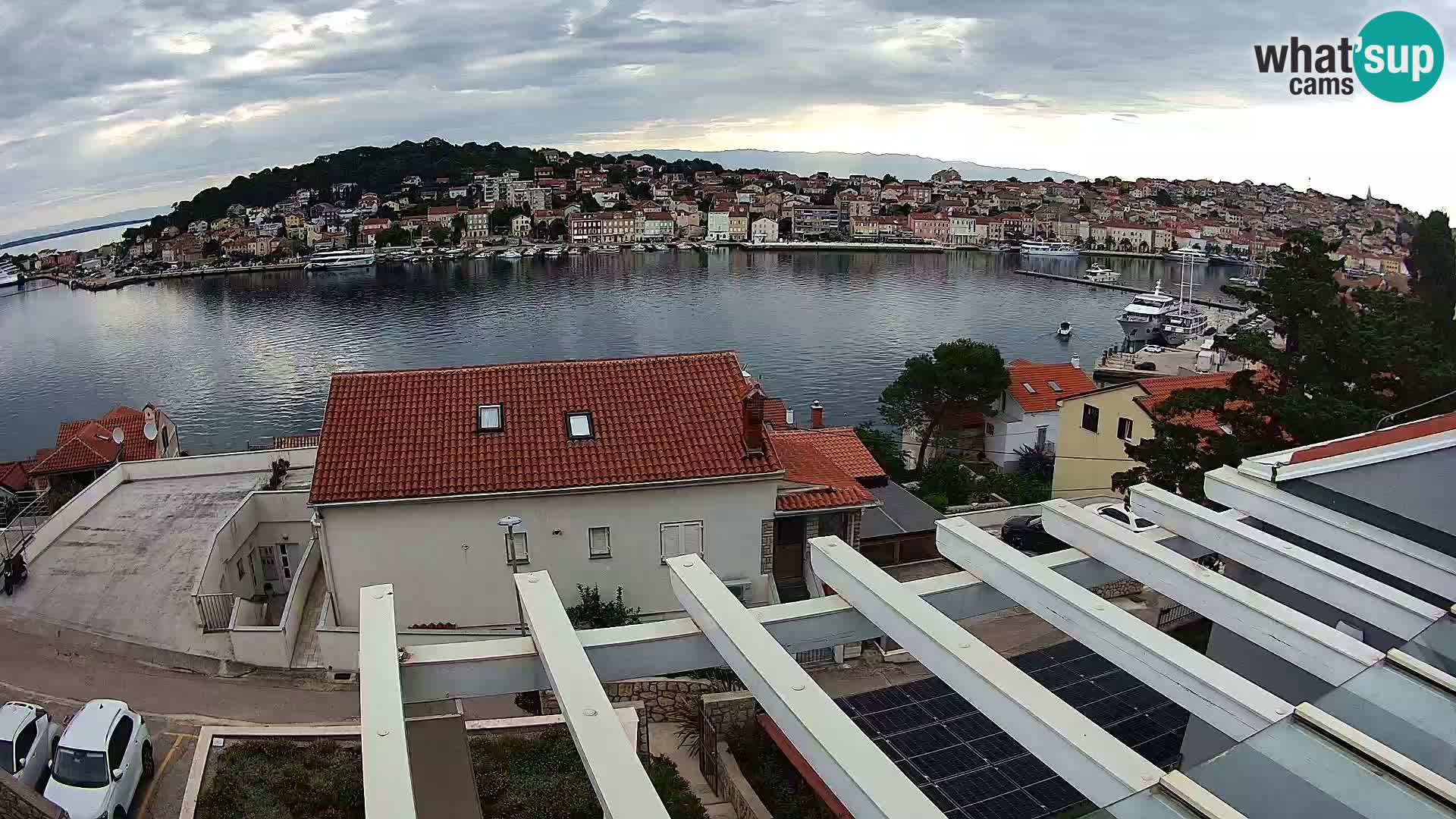 Web kamera Mali Lošinj Riva – Host: RR Apartment