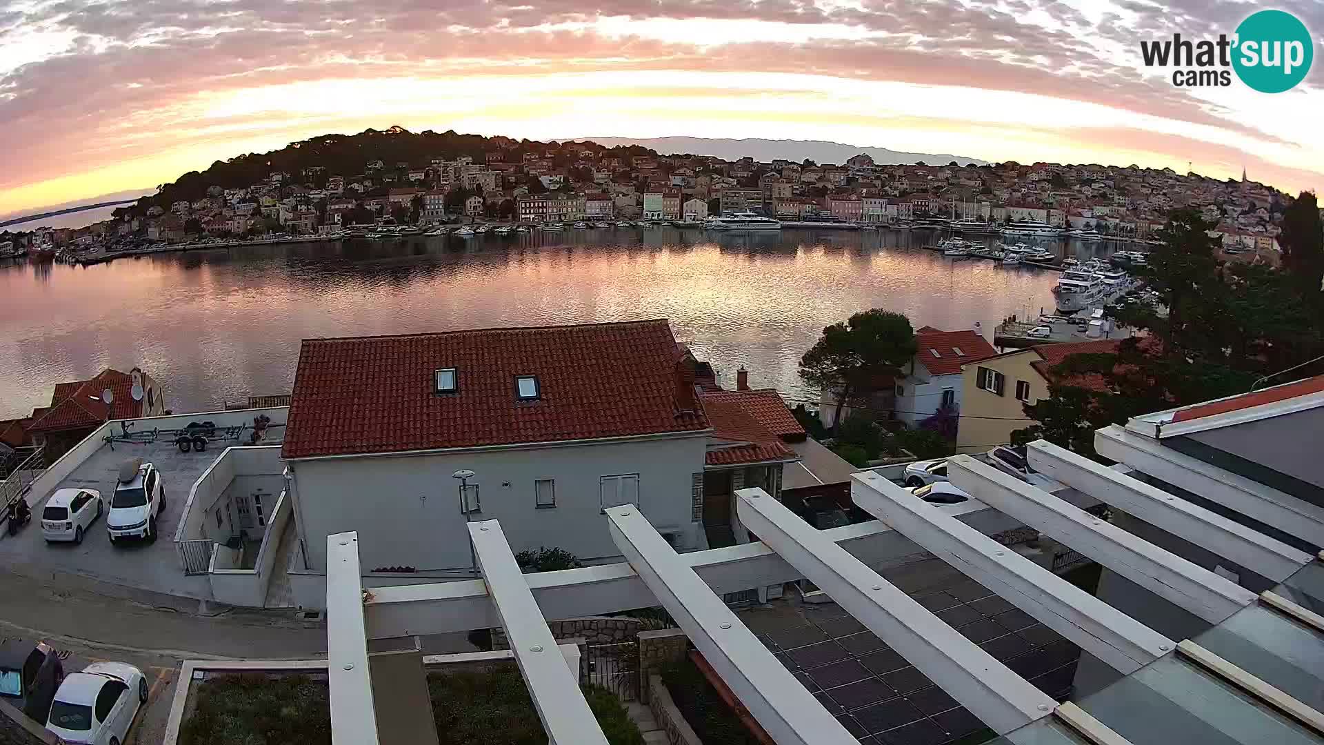 Web kamera Mali Lošinj Riva – Host: RR Apartment