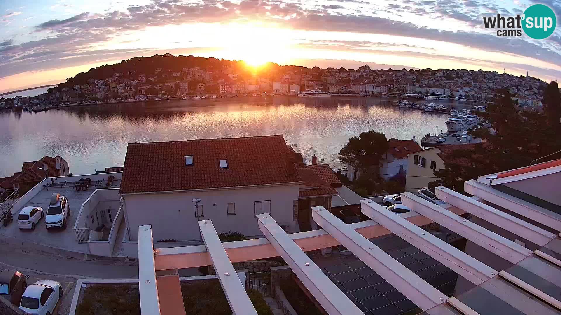 Web kamera Mali Lošinj Riva – Host: RR Apartment