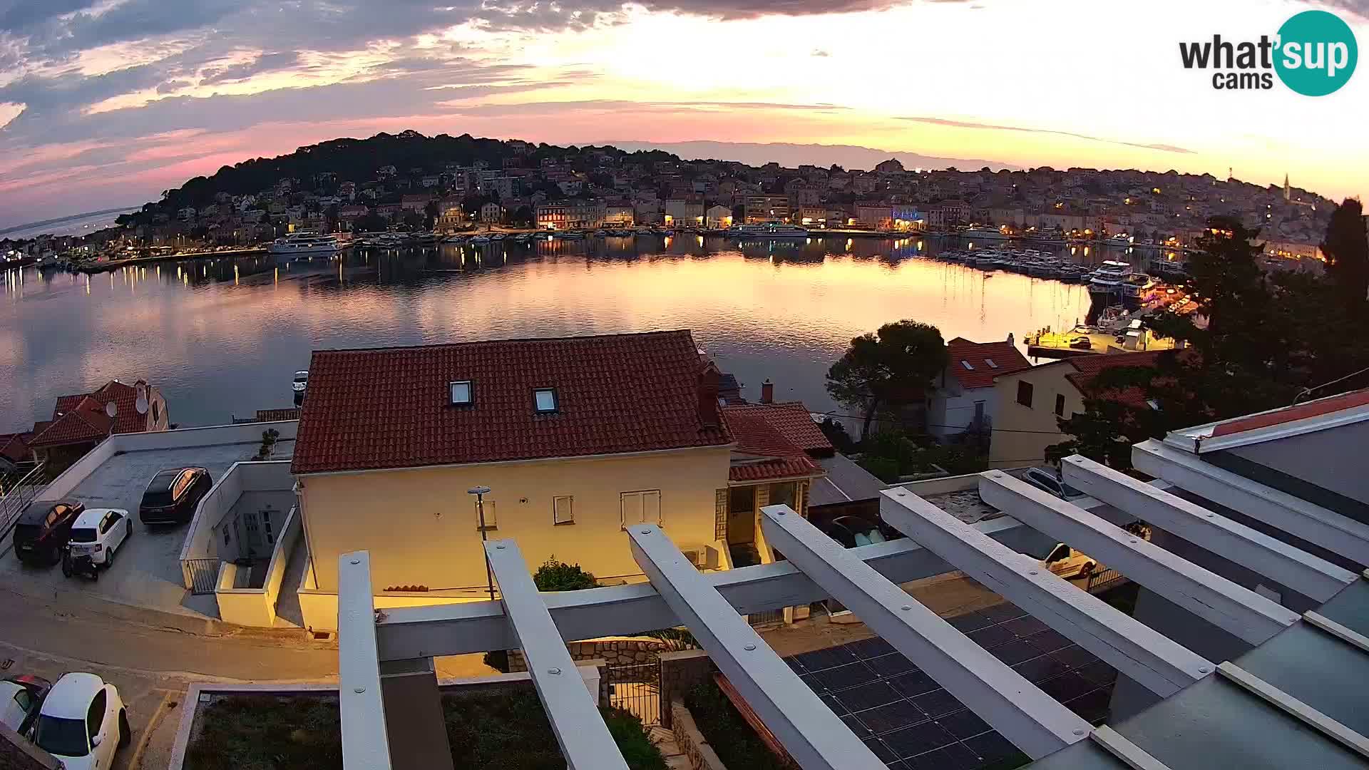 Web kamera Mali Lošinj Riva – Host: RR Apartment
