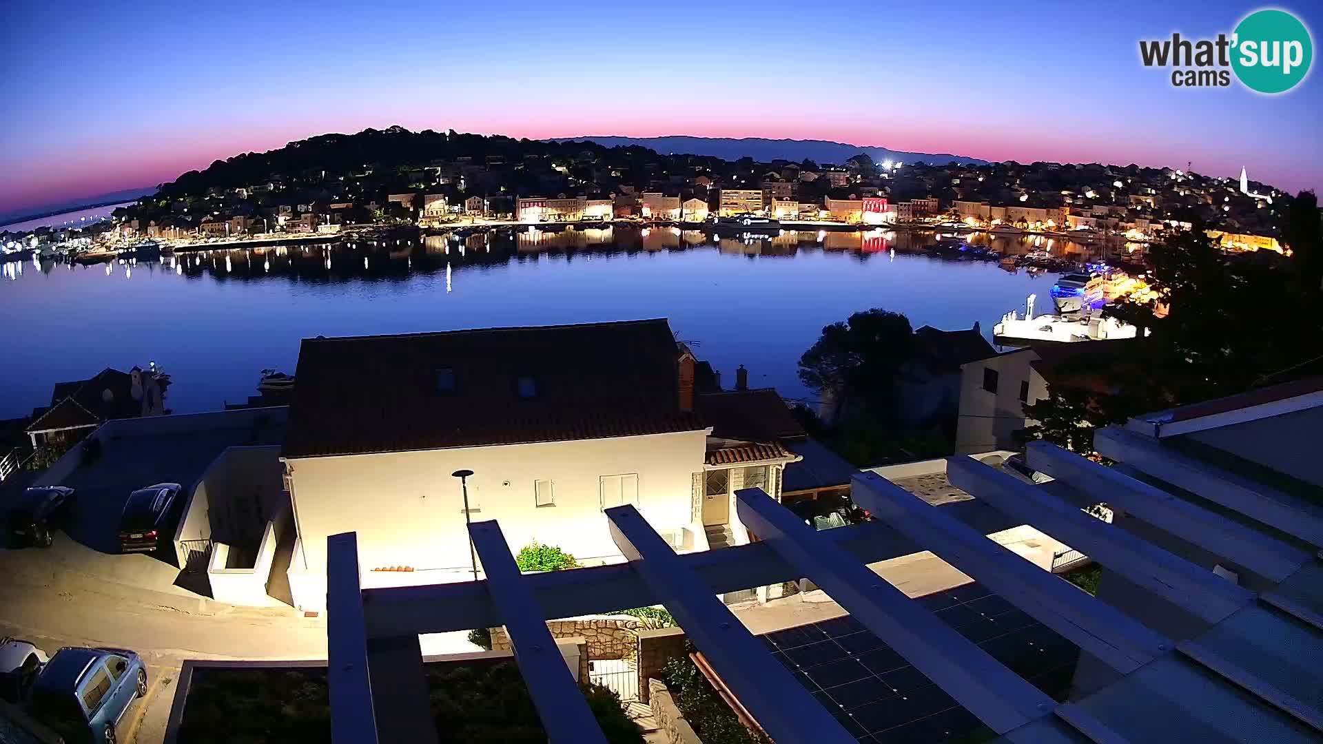 Web kamera Mali Lošinj Riva – Host: RR Apartment