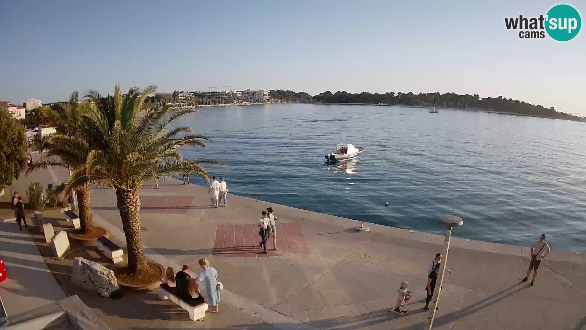 Promenada v Novalji