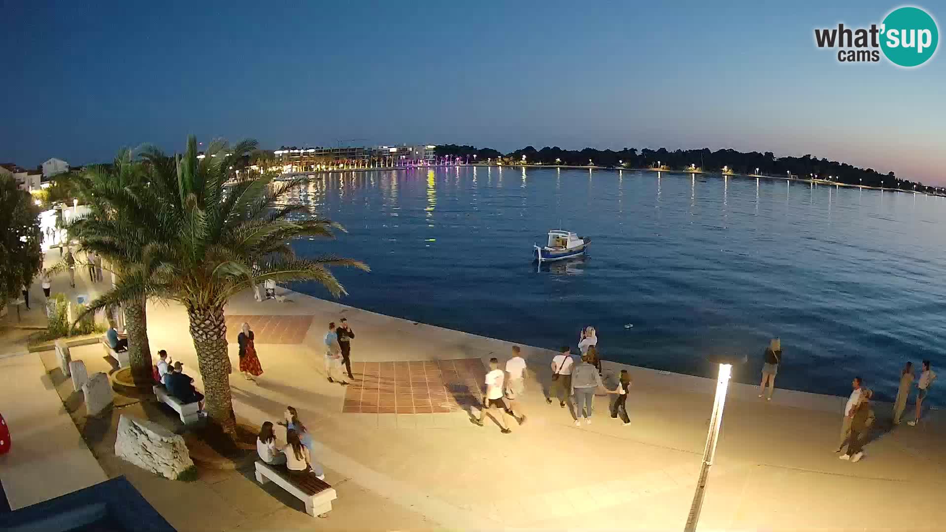 Promenada u Novalji
