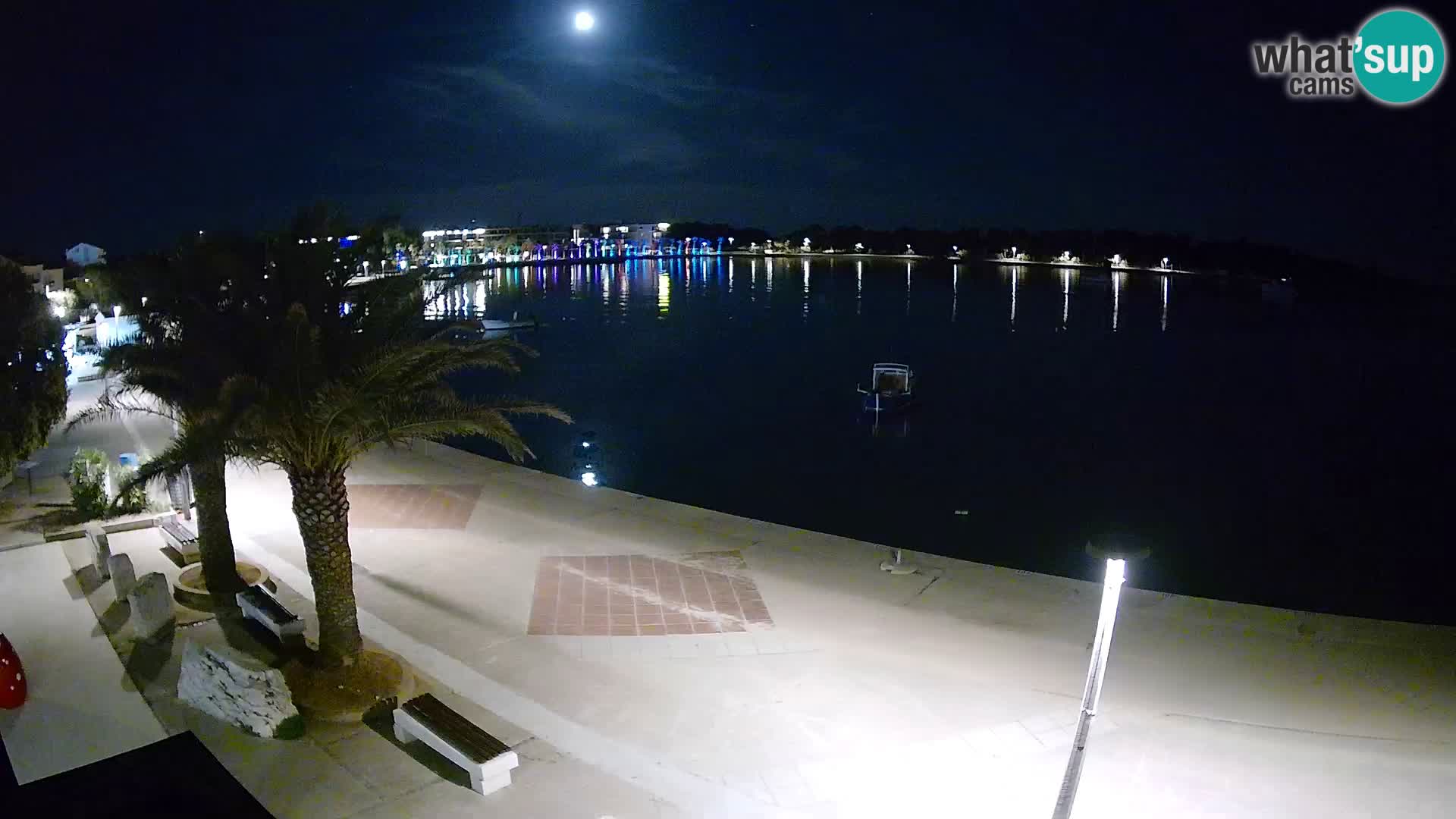 Promenada u Novalji