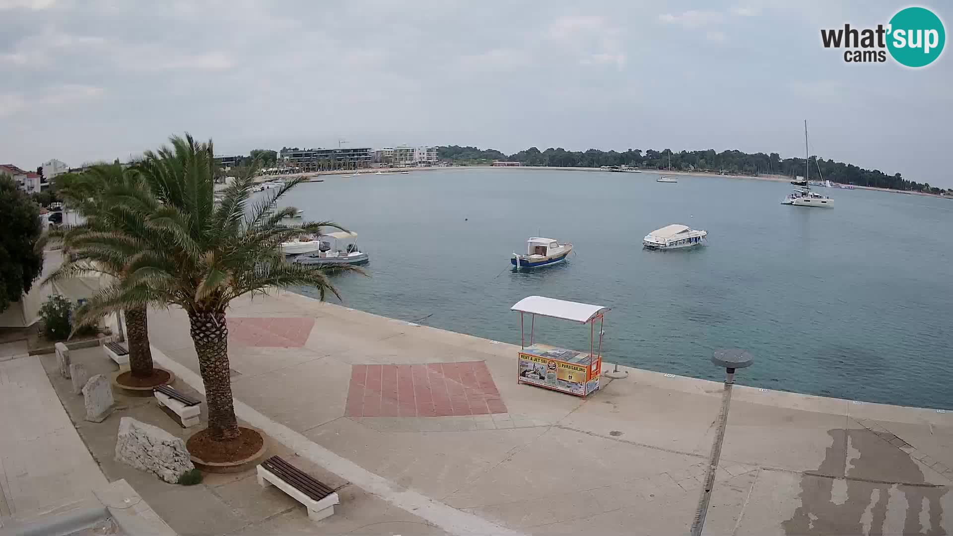 Promenada u Novalji