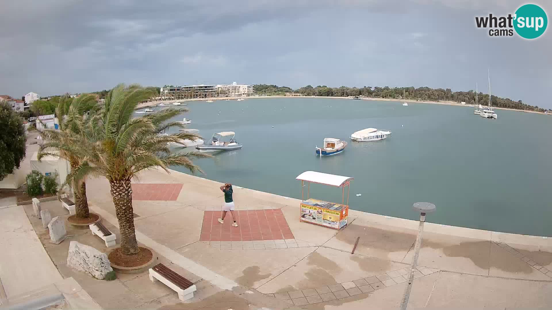 Promenade a Novalja