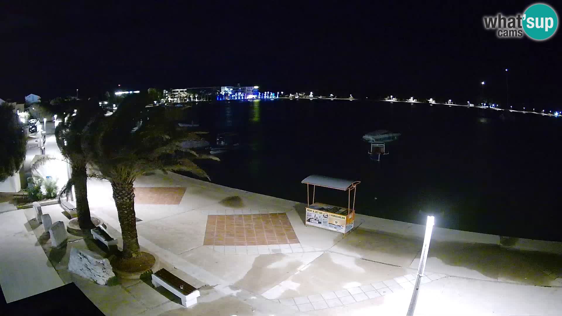Promenade a Novalja