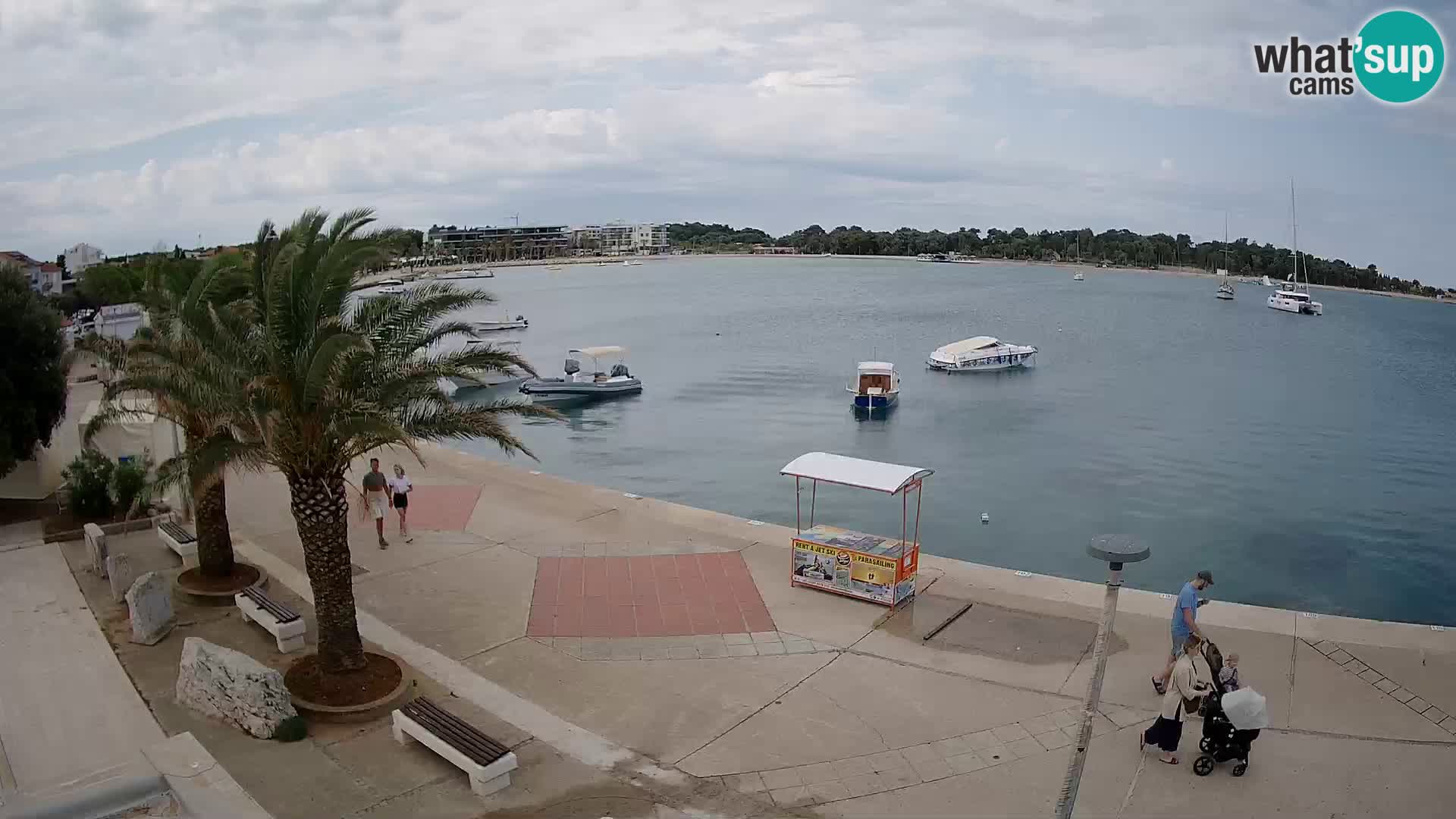 Promenade a Novalja
