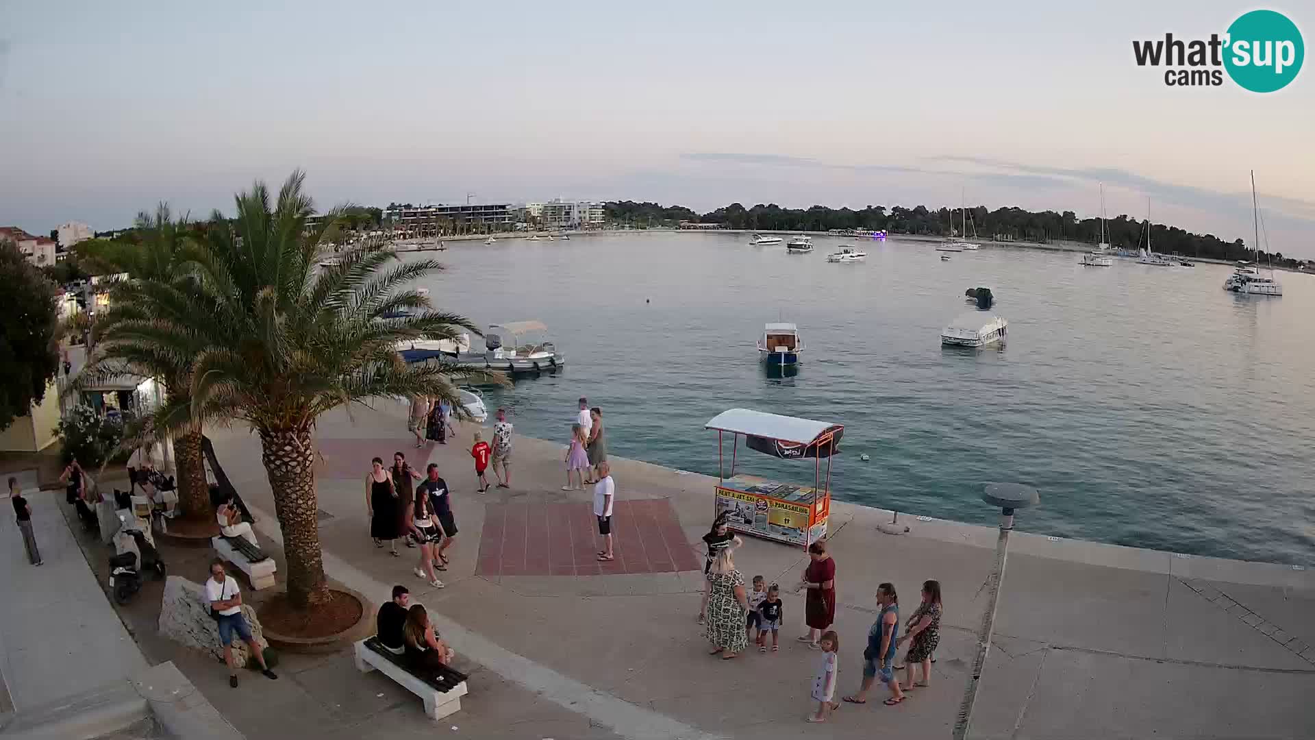 Promenada u Novalji
