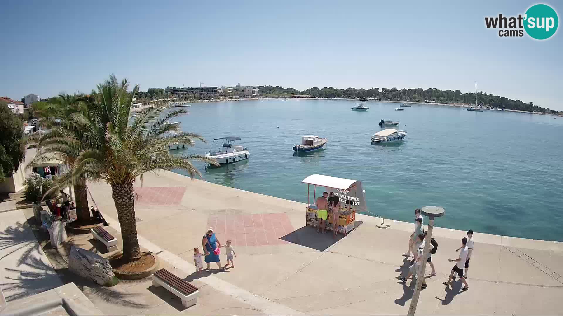 Promenade a Novalja