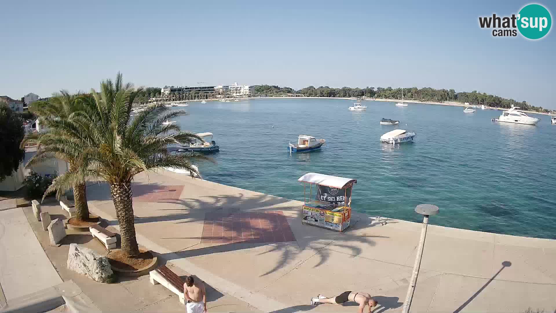 Promenade a Novalja