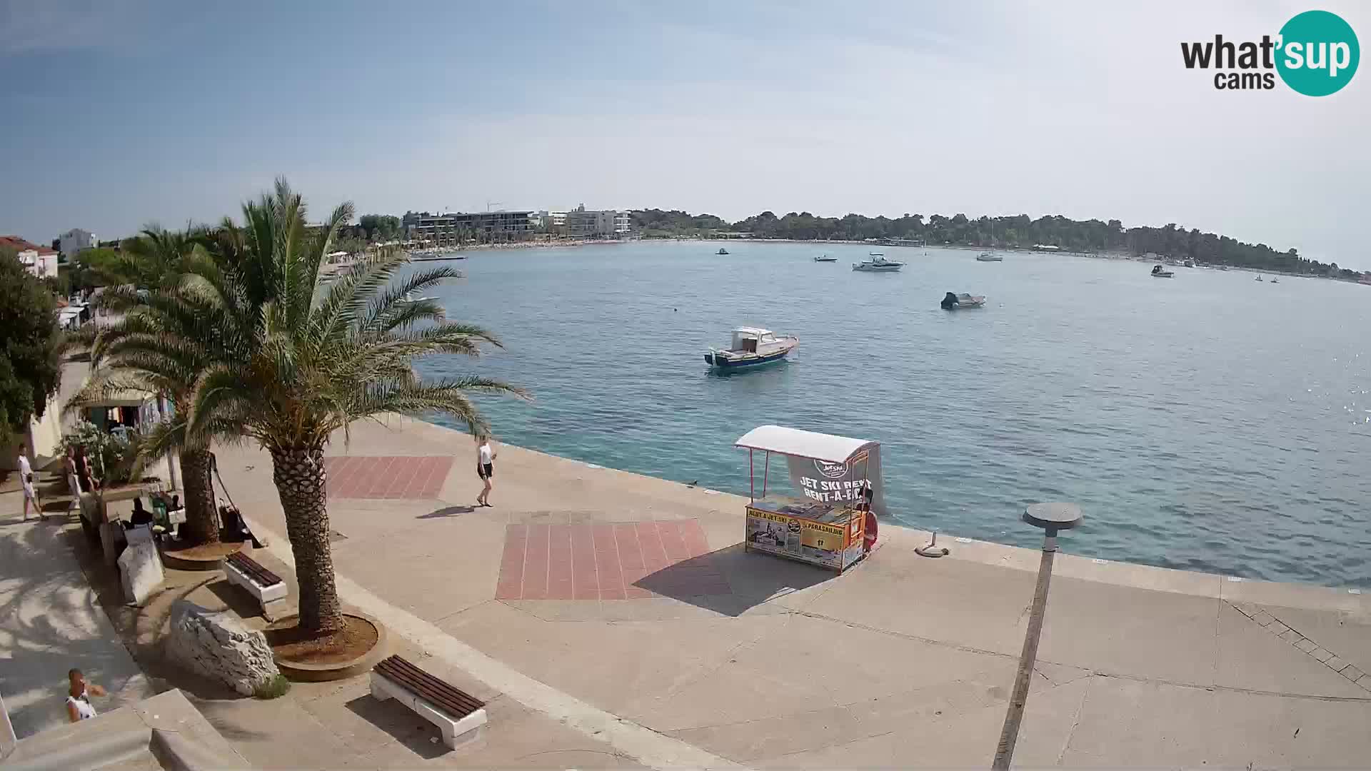 Promenade a Novalja