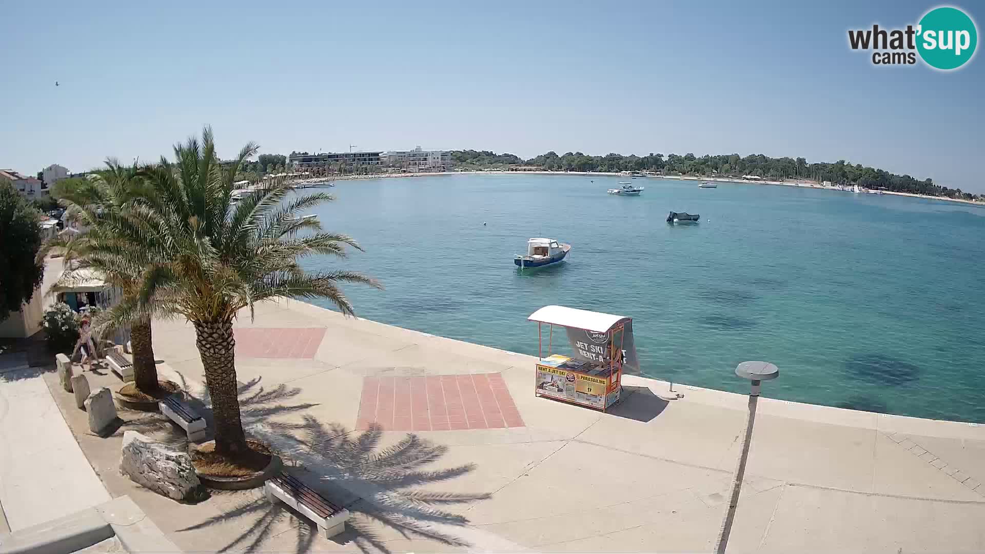 Promenada v Novalji
