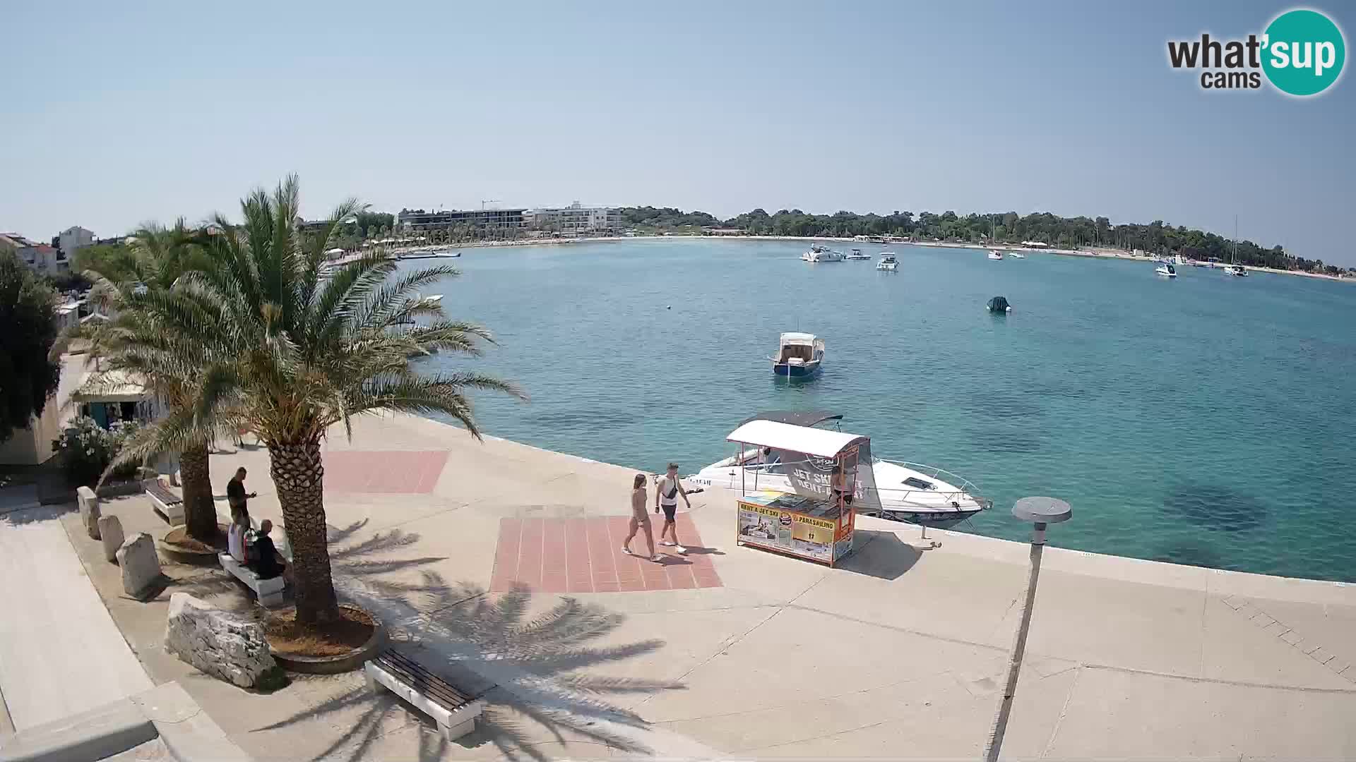 Promenada u Novalji
