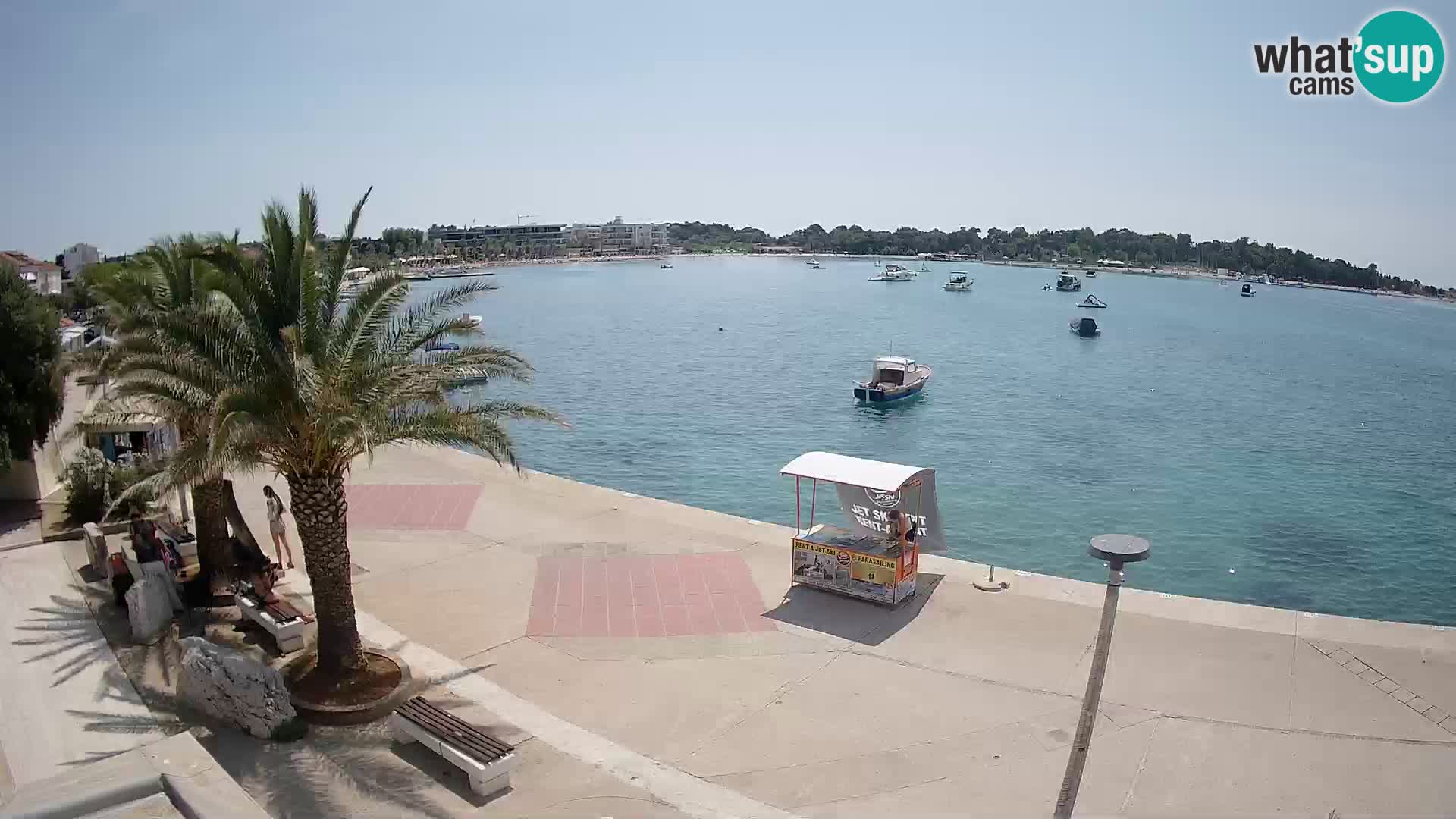 Promenada u Novalji