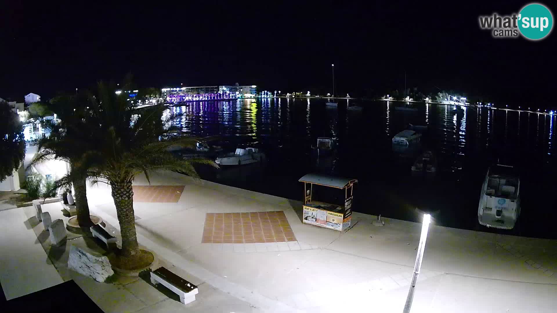 Promenada u Novalji