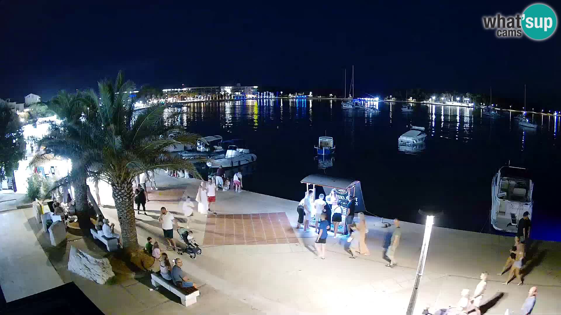 Promenada u Novalji