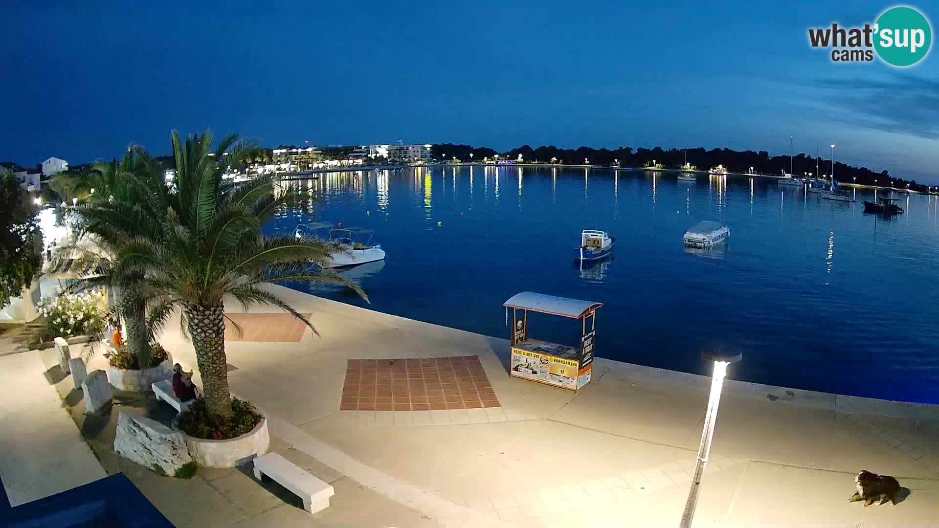 Promenade a Novalja