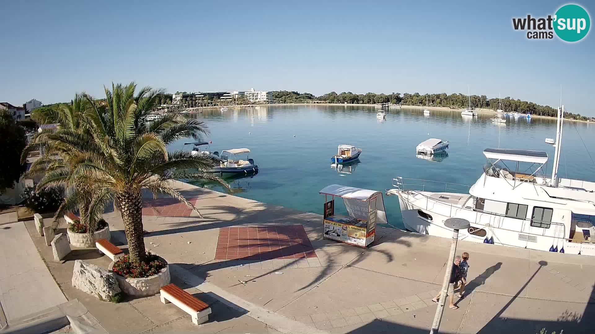 Promenade a Novalja