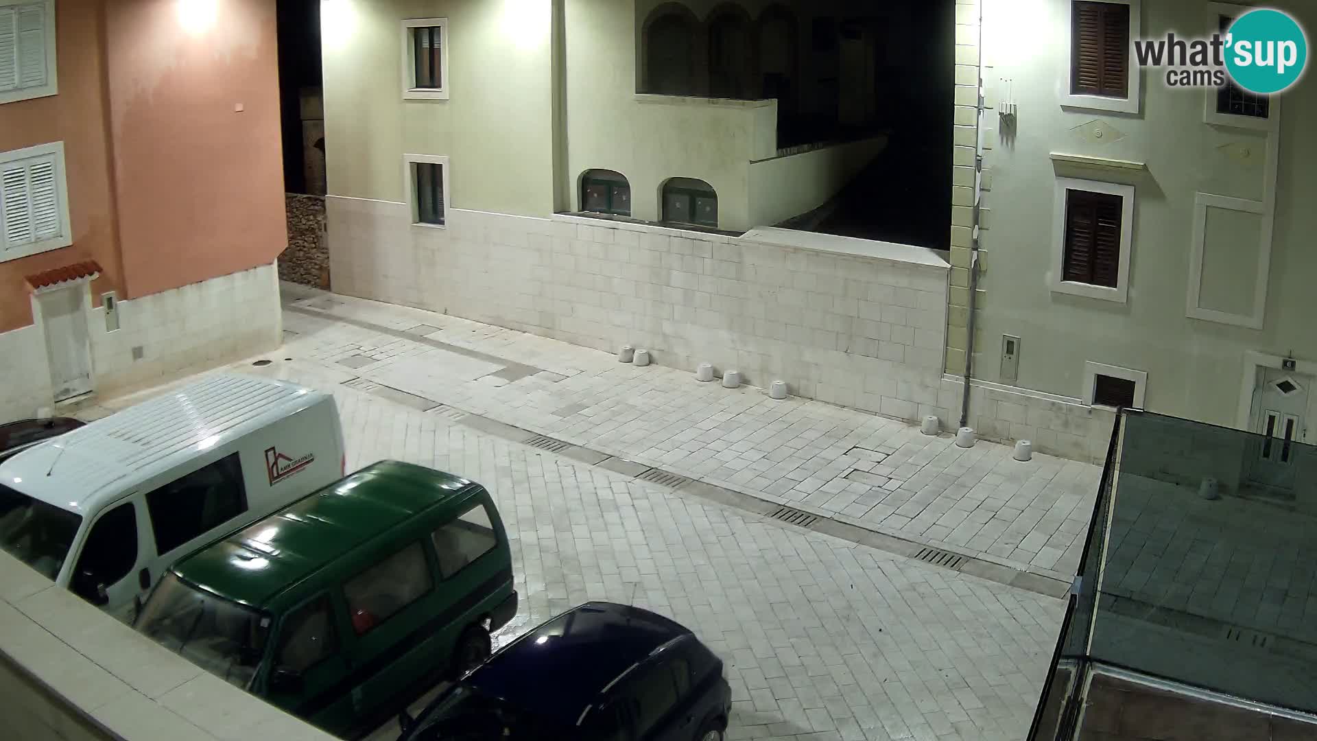 Novalja – Alojzija Stepinca square and Dalmatinska street