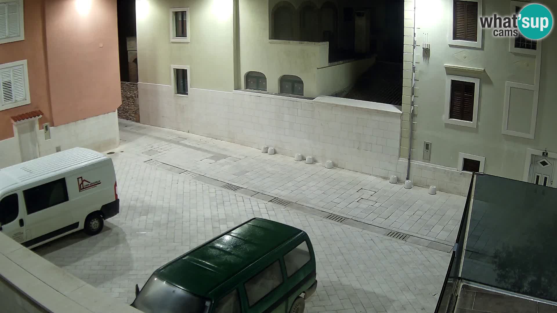 Novalja – Alojzija Stepinca square and Dalmatinska street