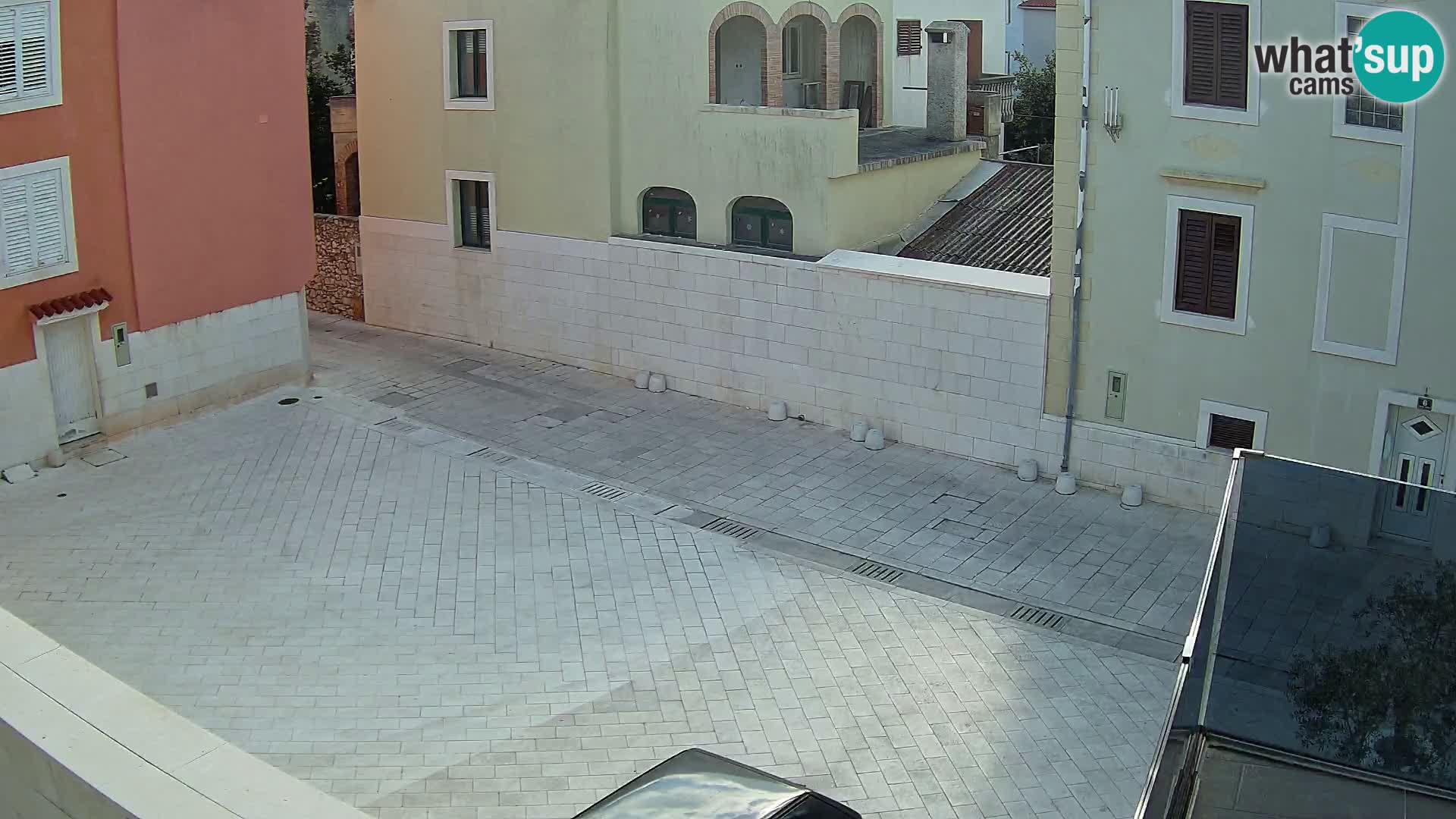 Novalja – trg Alojzija Stepinca i Dalmatinska ulica