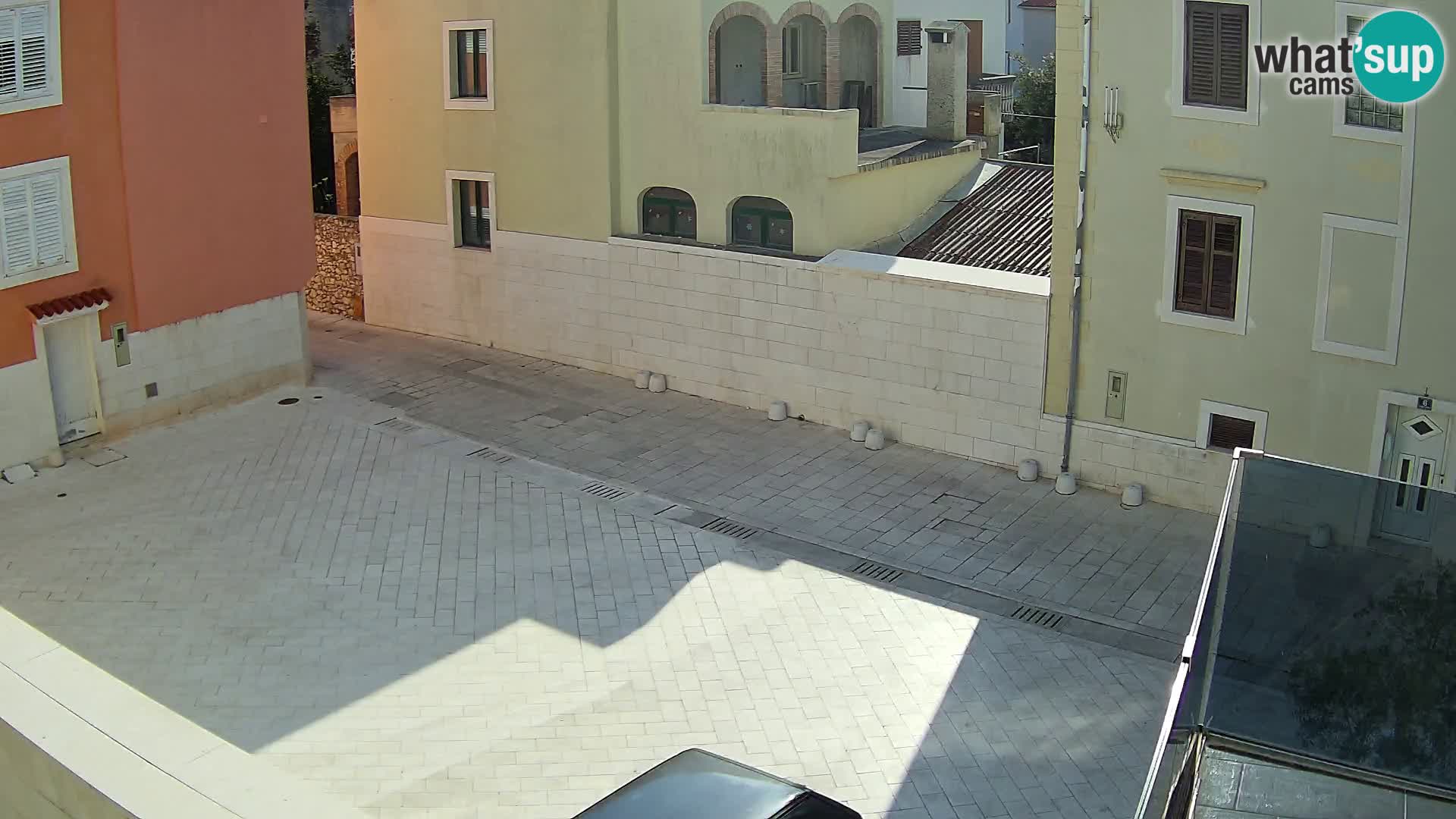 Novalja – Alojzija Stepinca square and Dalmatinska street