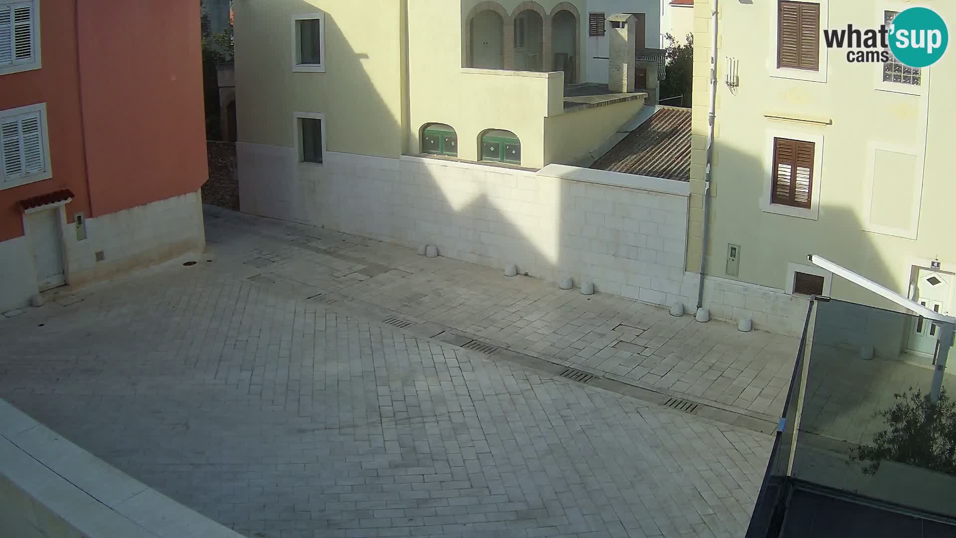 Novalja – Alojzija Stepinca square and Dalmatinska street