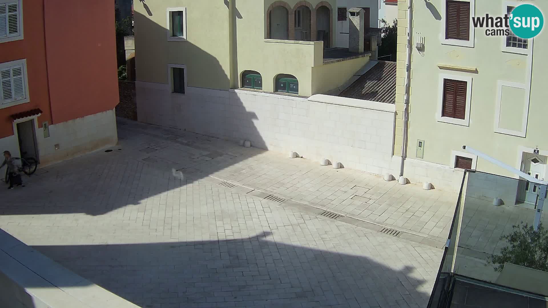 Novalja – Alojzija Stepinca square and Dalmatinska street