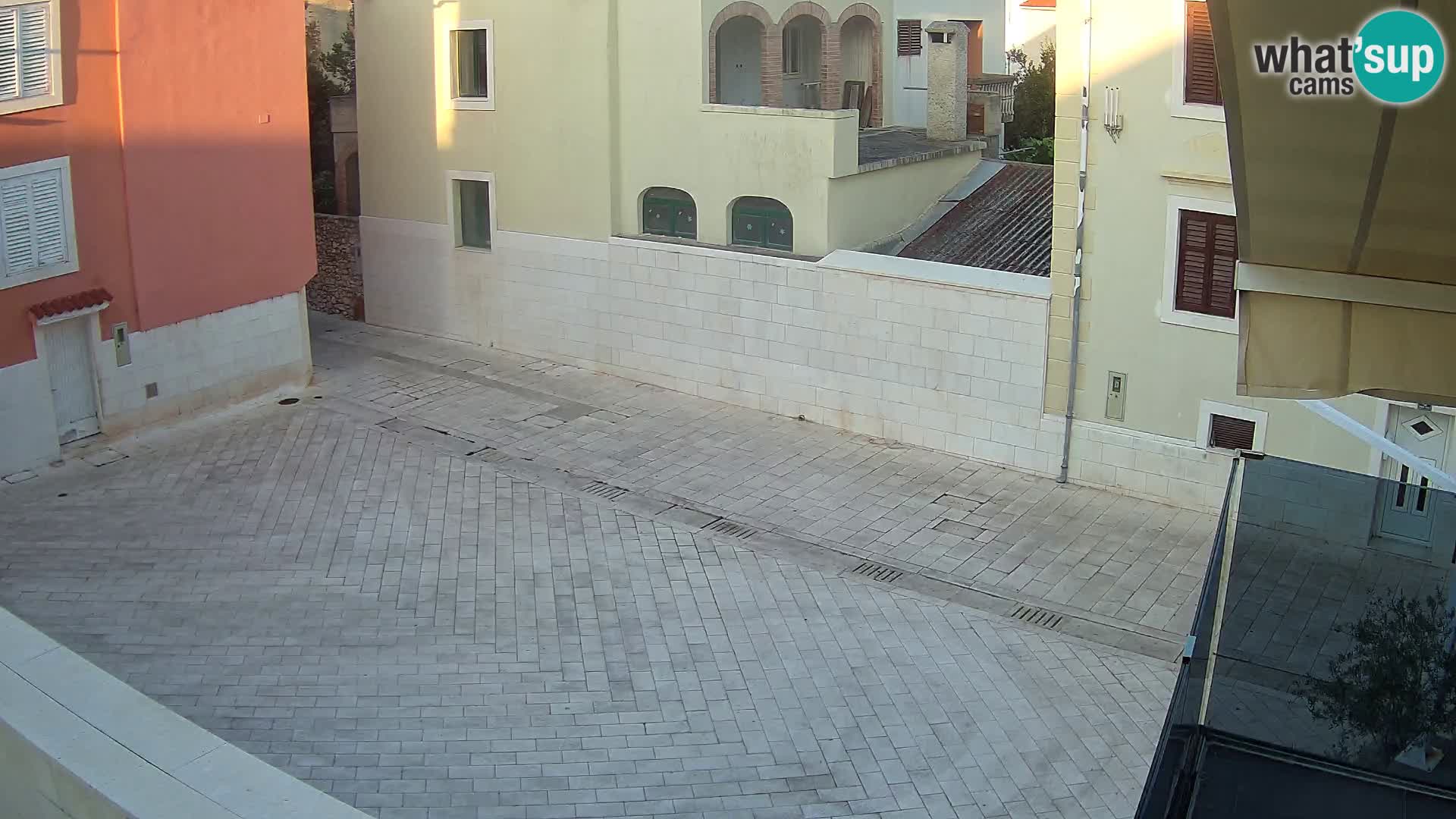 Novalja – plaza Alojzija Stepinca e via Dalmatinska