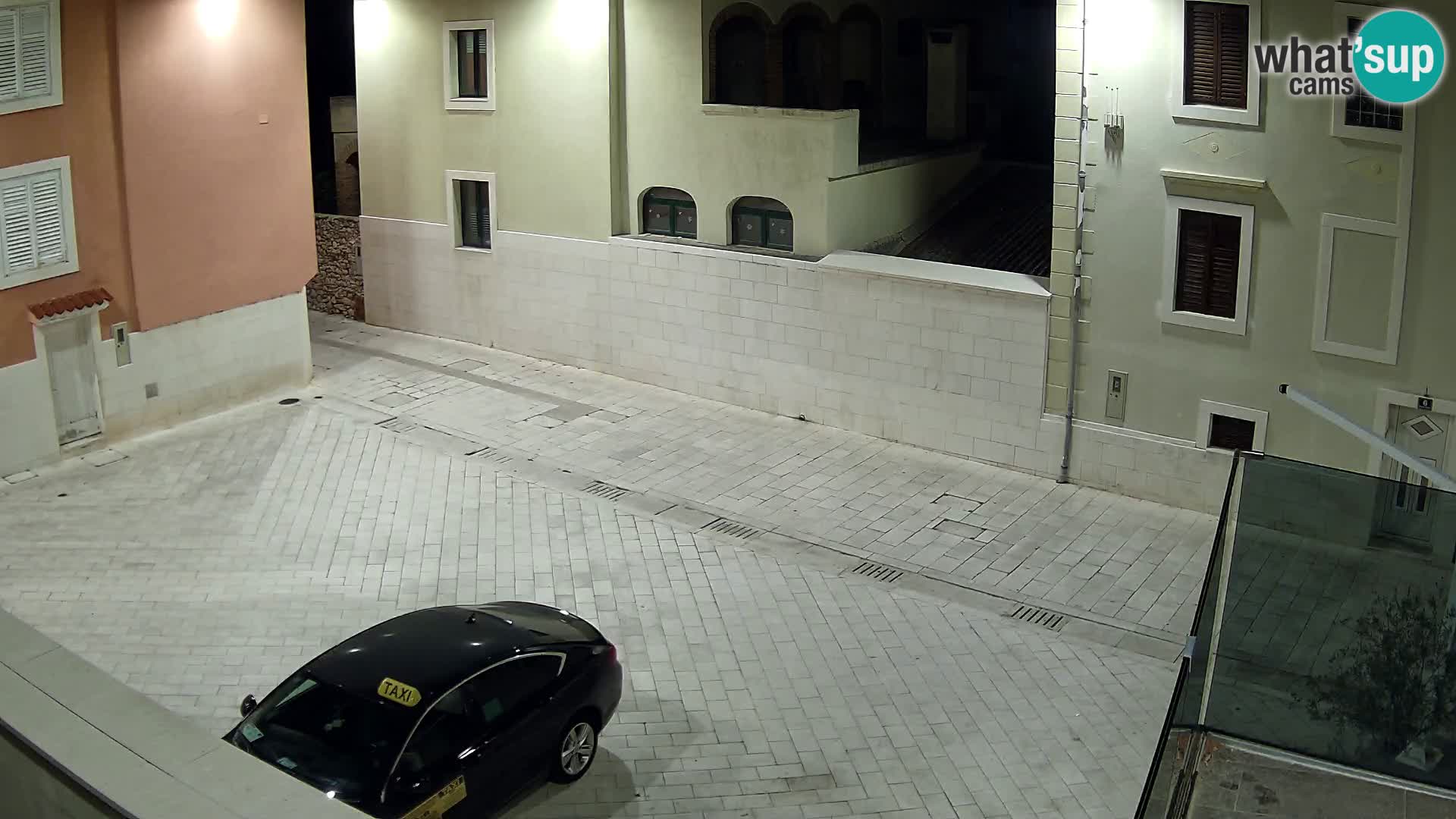 Novalja – trg Alojzija Stepinca in Dalmatinska ulica